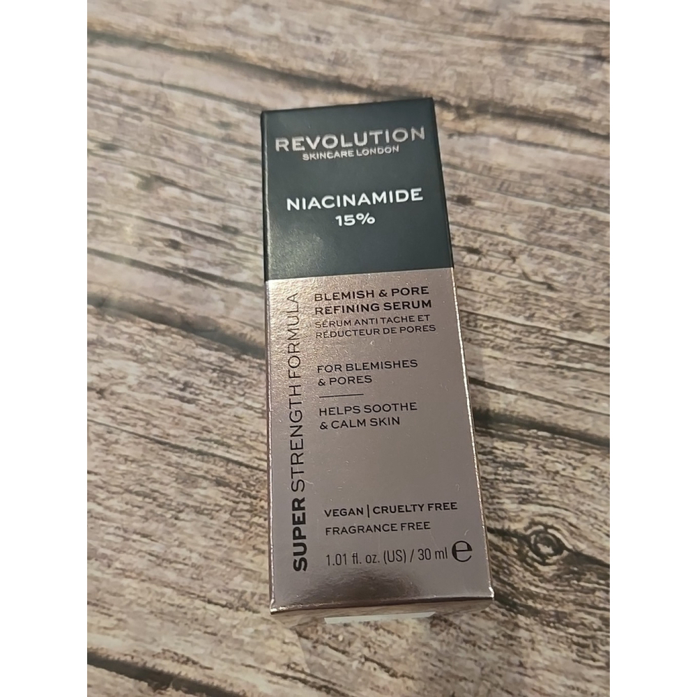 Revolution Niacinamide 15% Blemish & Pore Refining Serum New In Box (3)